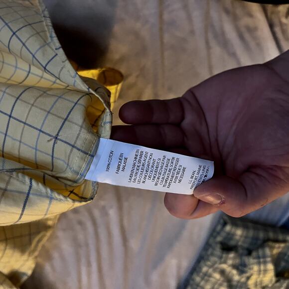 L.L. Bean Men's Wrinkle Resistant  Yellow Plaid Button-Down Shirt - Size L Reg - Picture 4 of 6